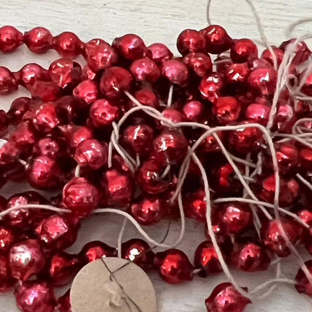 Lot Vintage mini glass Christmas garland & plastic